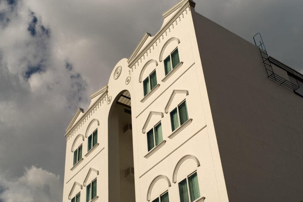 1001 Nights Boutique Inn