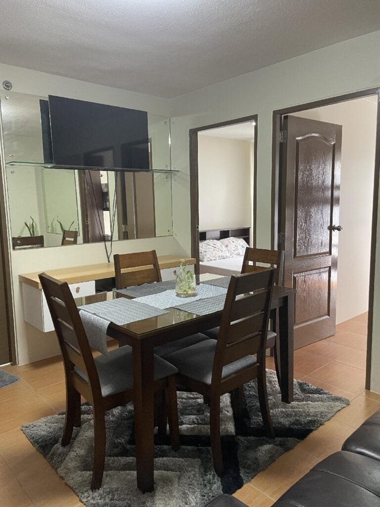 2BR w/balcony pool view - One Oasis CDO