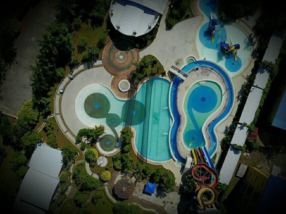 ACROPOLIS NORTH WATERCAMP AND COUNTRY CLUB