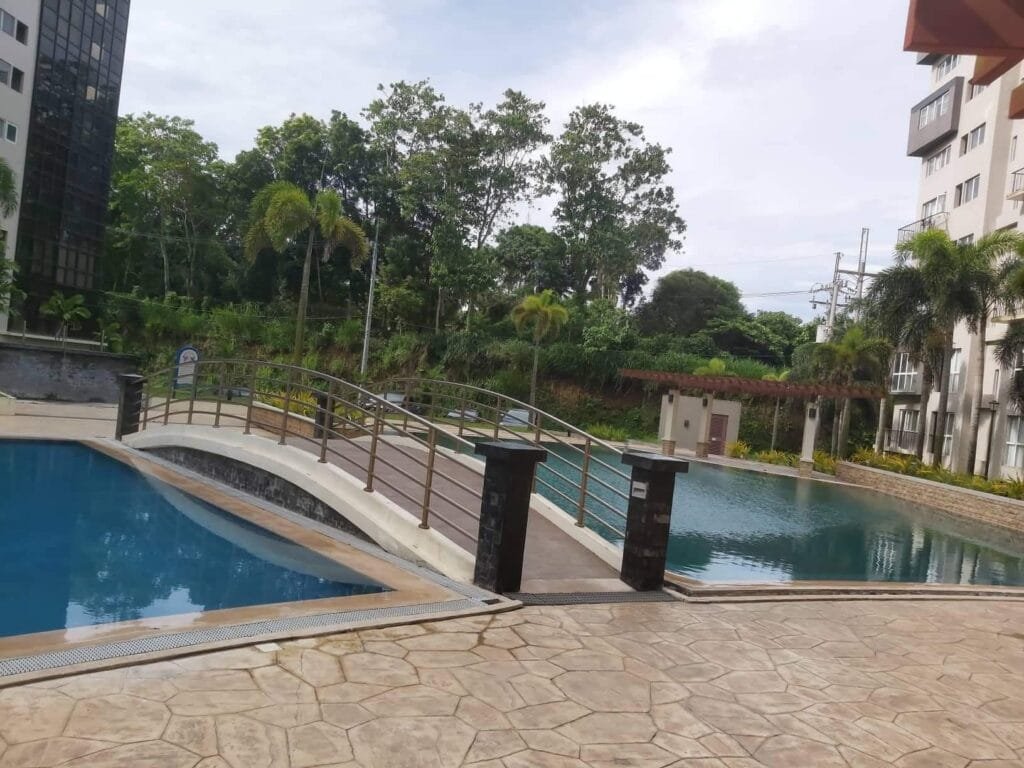 AFFORDABLE TAGAYTAY MONTELUCE 1 BEDROOM w/ POOL 2