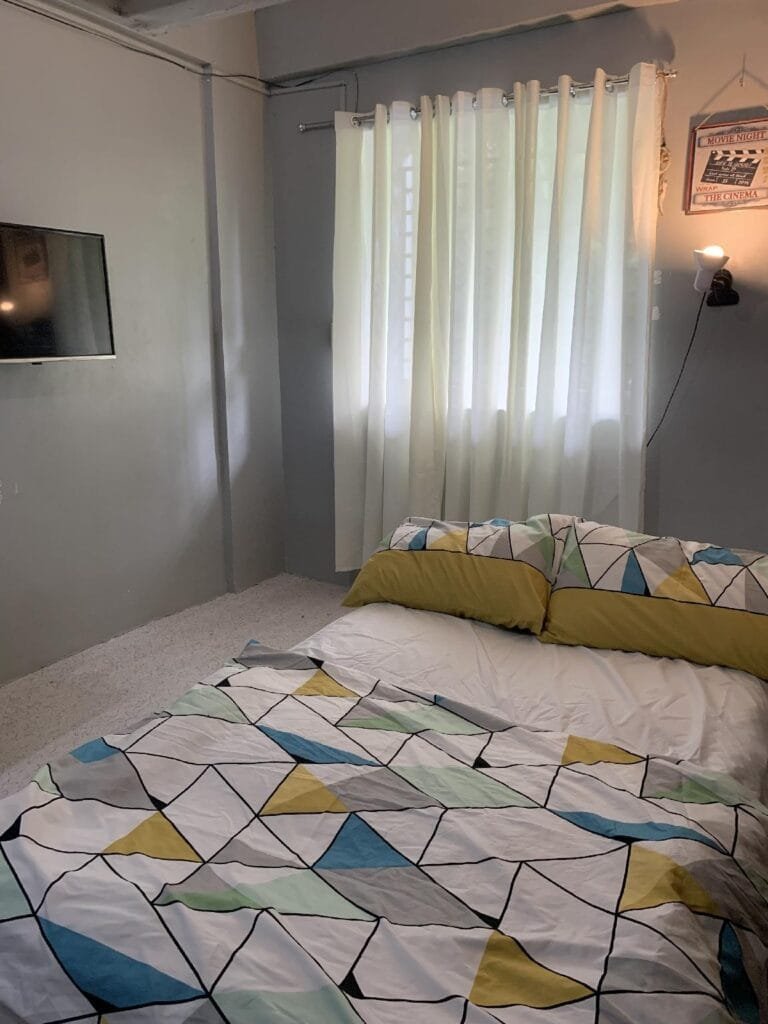 Bamboo Staycation - w/ bathtub, upto 100mbps net!