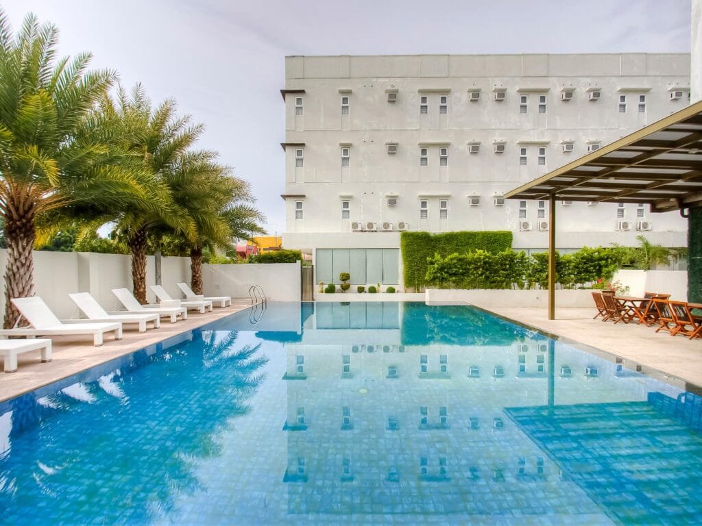 Capital O 827 Speciale Hotel