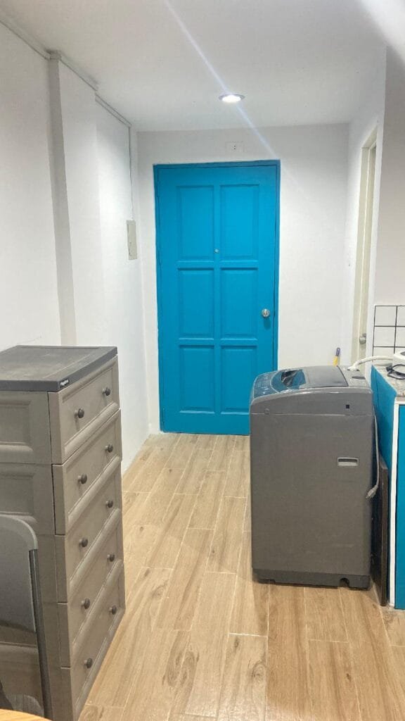 Fully Furnished Studio at the 5/F (stairs)