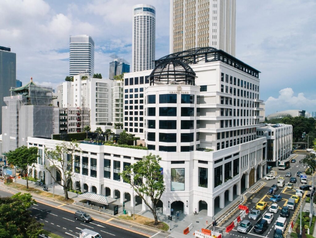 Grand Park City Hall Hotel