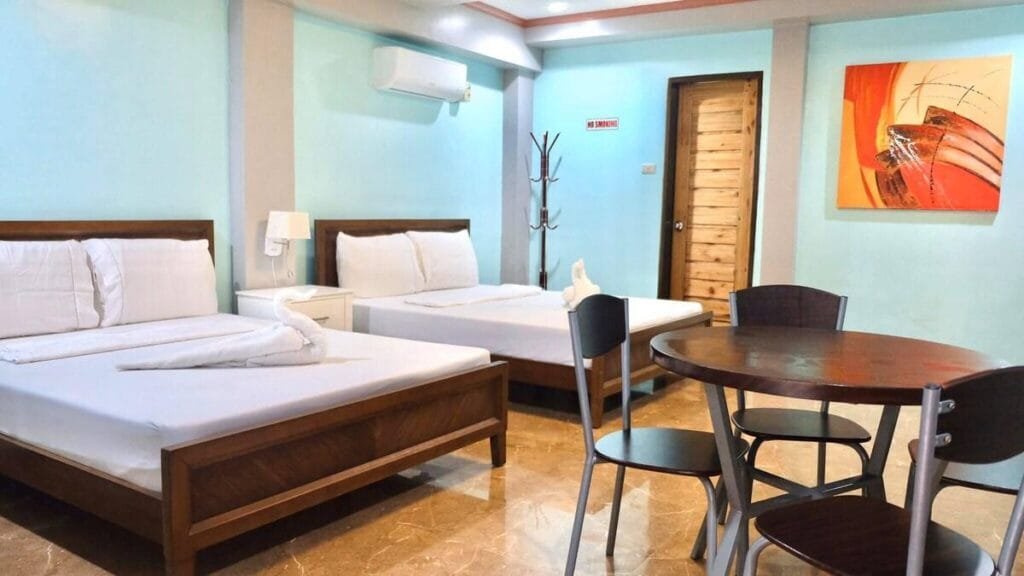 Keyun's Inn (Across Cloud 9)