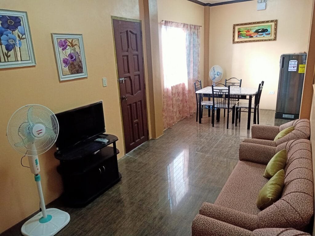 Knight apartment