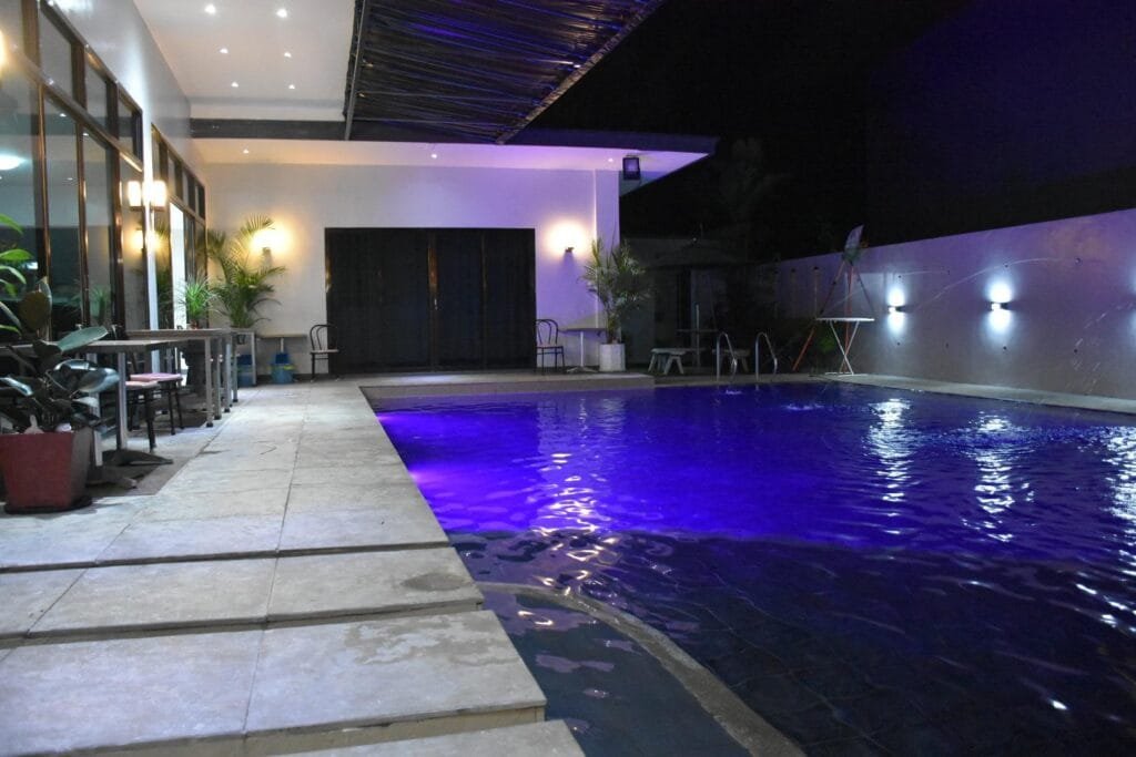 Lovely 2-bedroom Hotspring Resort with Jacuzzi