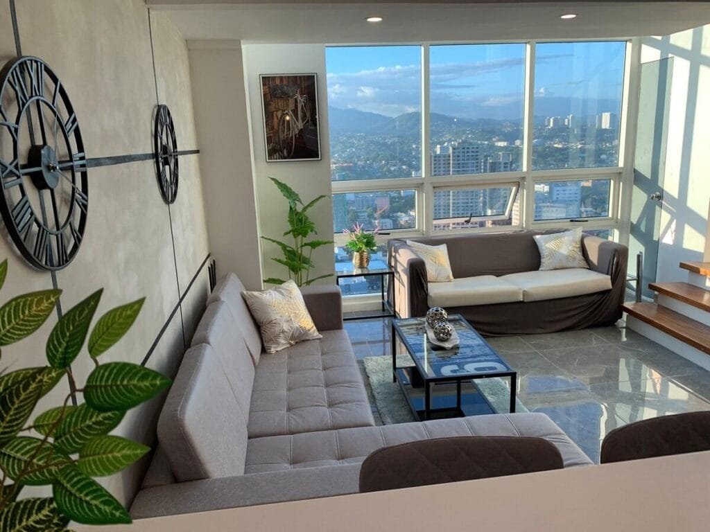 Modern New Sub-PENTHOUSE LOFT stunning VIEWS
