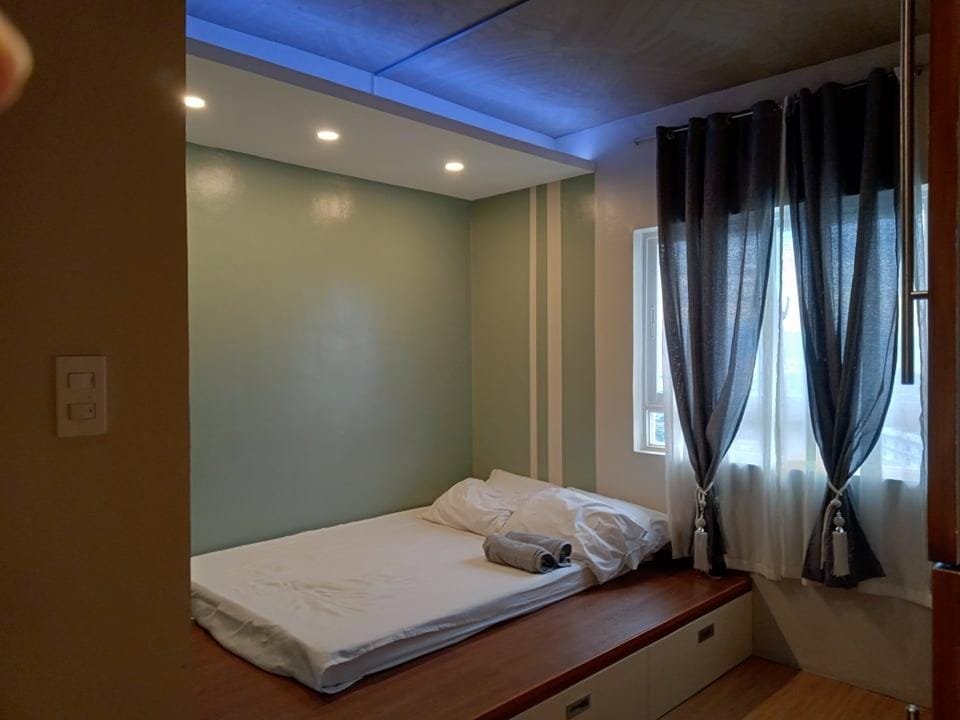Play and Stay in the Heart of the City