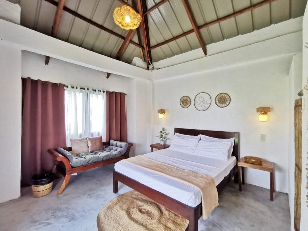 Private Modern Tropical Room in General Luna