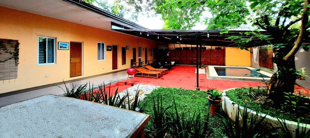 Rainbow Hotel and Resort Tagaytay Villa E