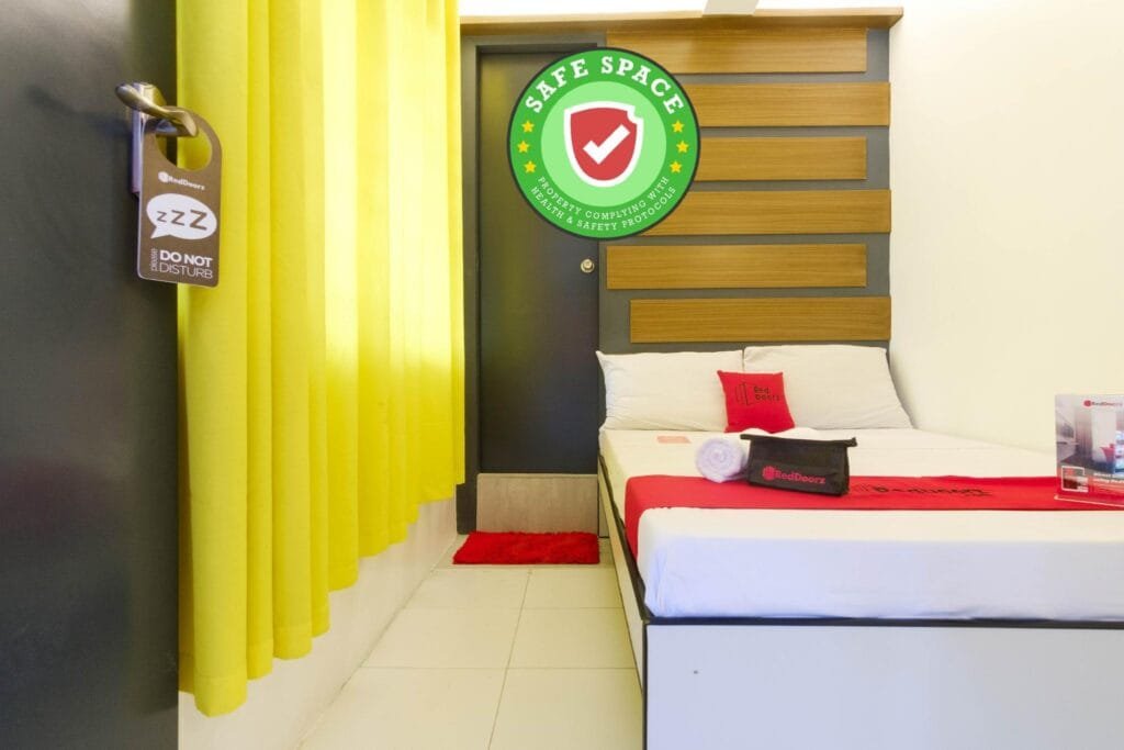RedDoorz near Fishermall Quezon City