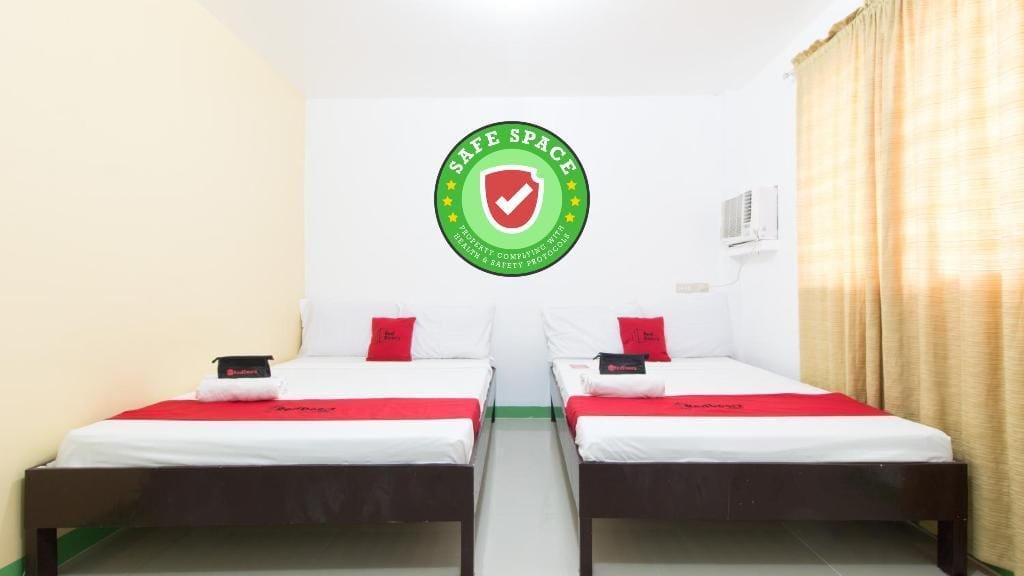 RedDoorz near Mariners Legazpi