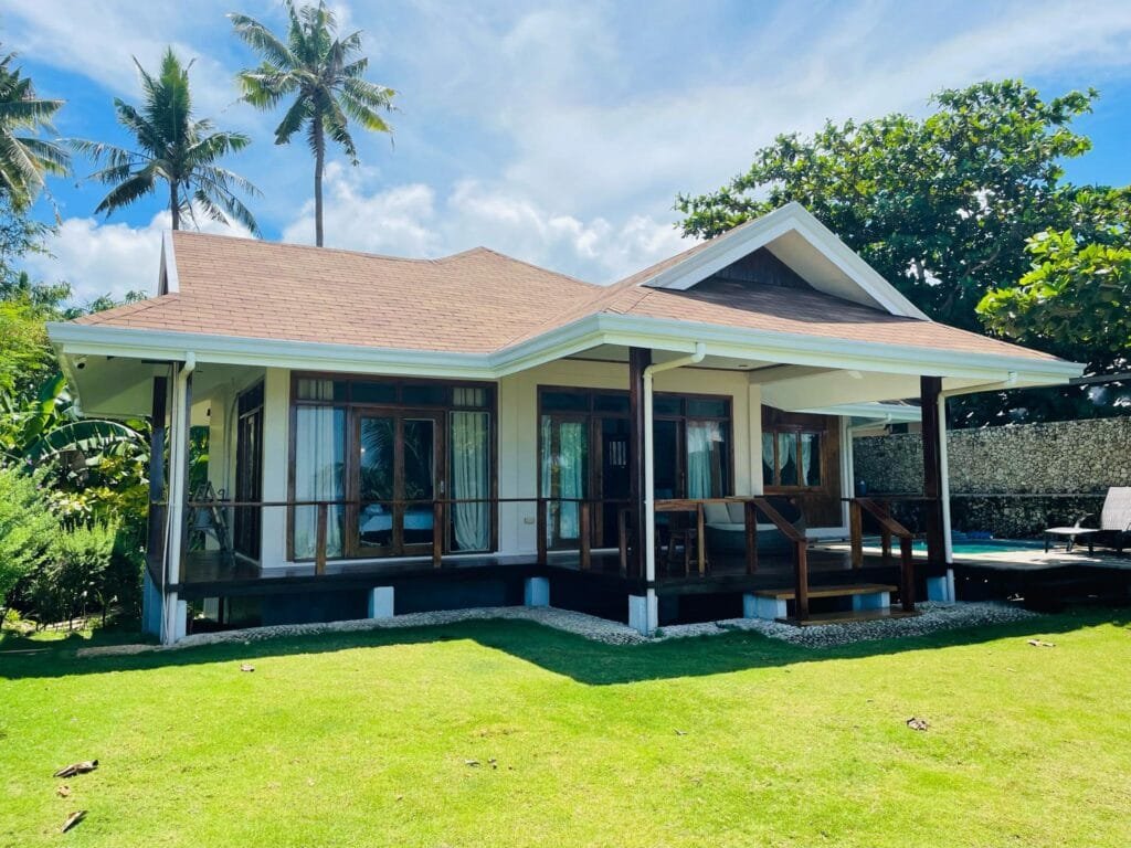 Rhumbutan Beach House, San Juan - Ocean Front