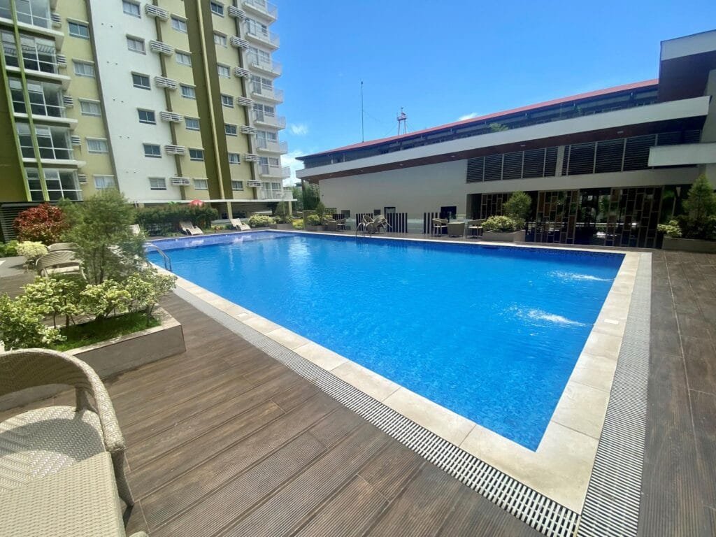 Studio Condo with Pool at Mesaverte Residences