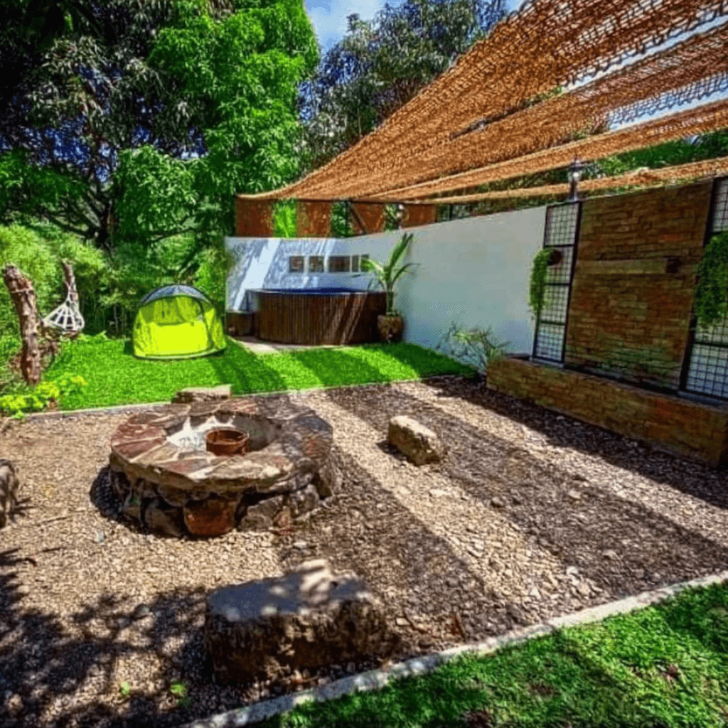 Welcoming Place with a private mini pool
