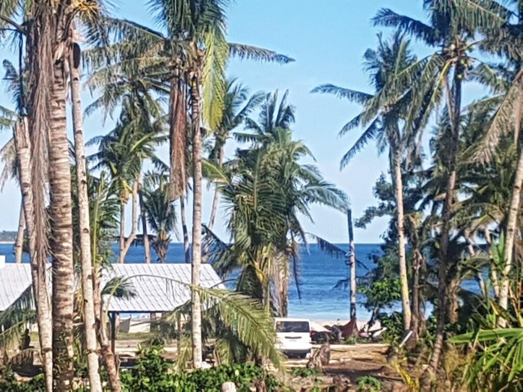 Yayay apt7(Seaview), kichen, tv/wifi,2min to beach
