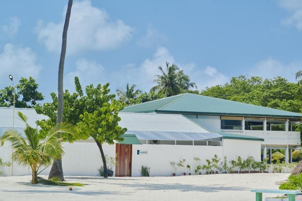 AKOMADOO RETREAT