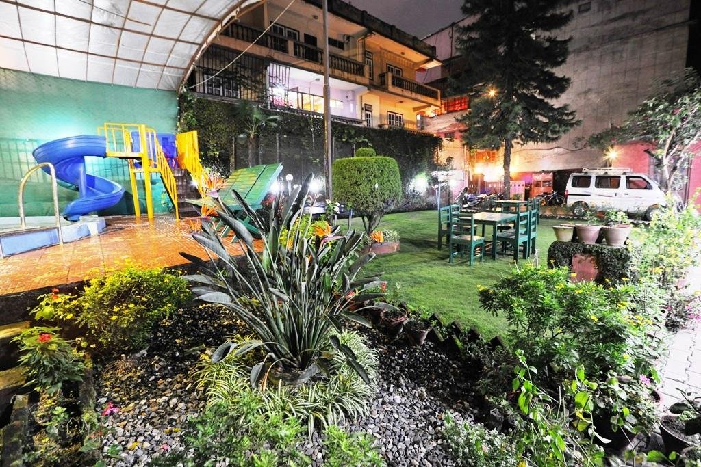 Acme Guest House