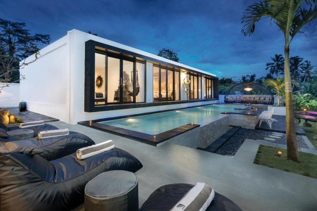 Artistic Hidden Gem 4BR Private Villa in Ubud