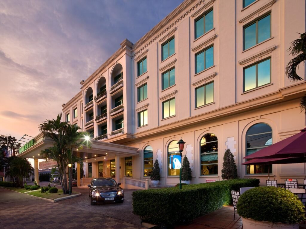 Avani Hai Phong Harbour View Hotel