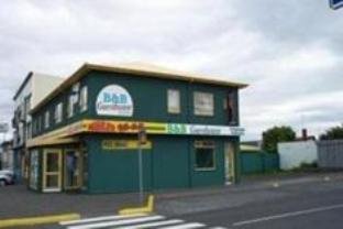 B&B Guesthouse - Bed and Breakfast Keflavik Centre