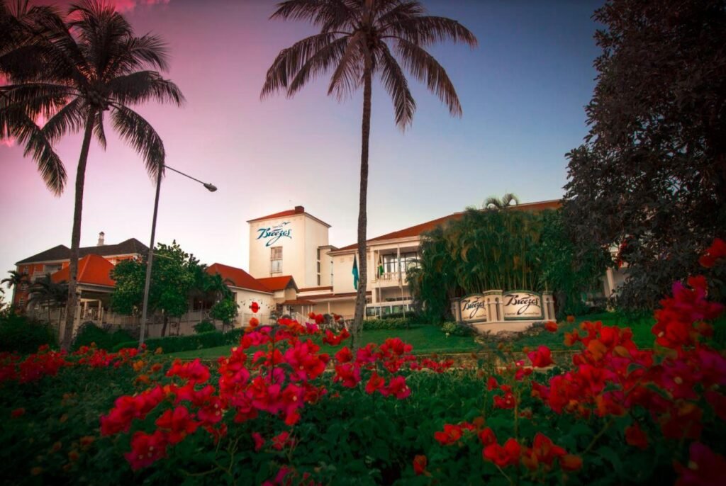 BREEZES RESORT & SPA ALL INCLUSIVE, BAHAMAS - ADULTS ONLY