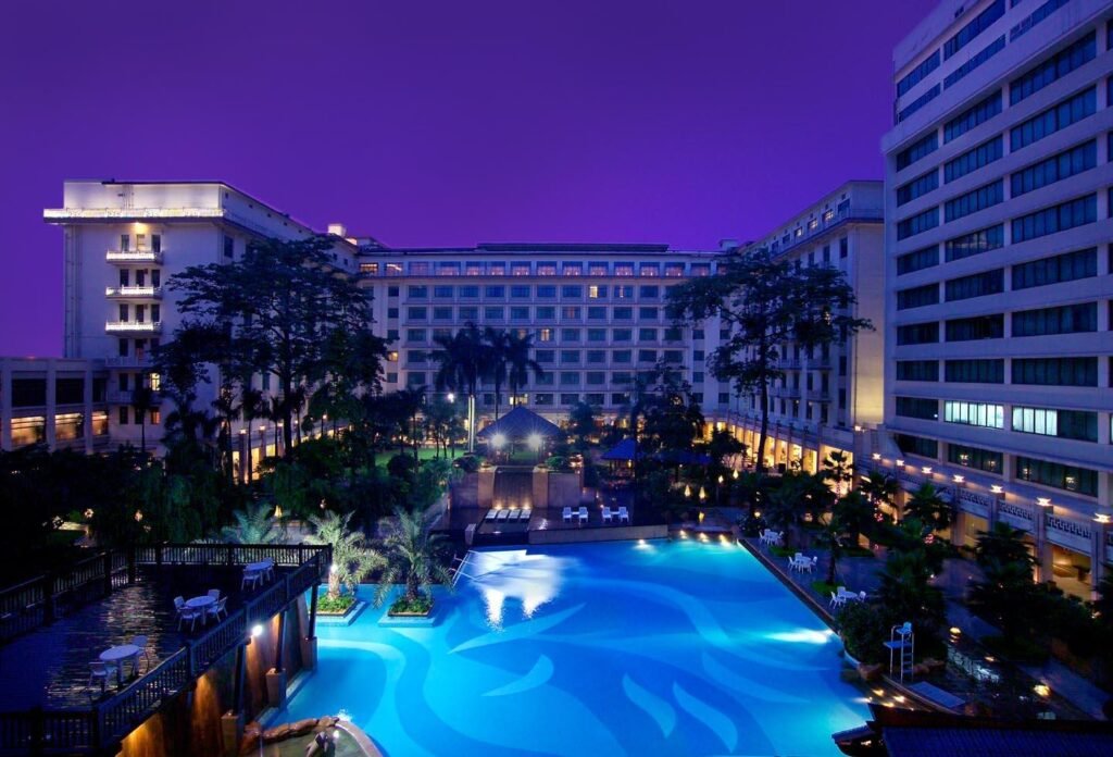 Dong Fang Hotel