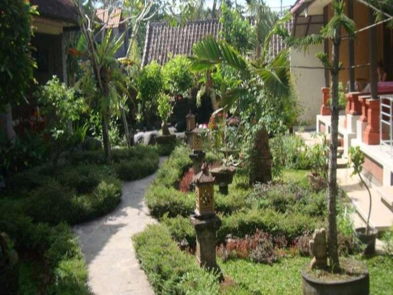 Gusti Homestay