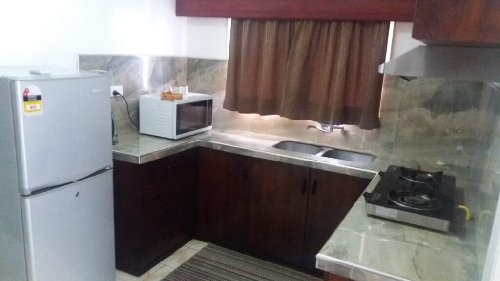 Holiday Hire Fiji (HHK-17-2)