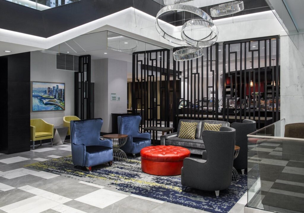 Holiday Inn & Suites Vancouver Downtown