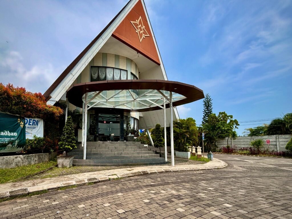 Nemuru Villa Ubud Anyer