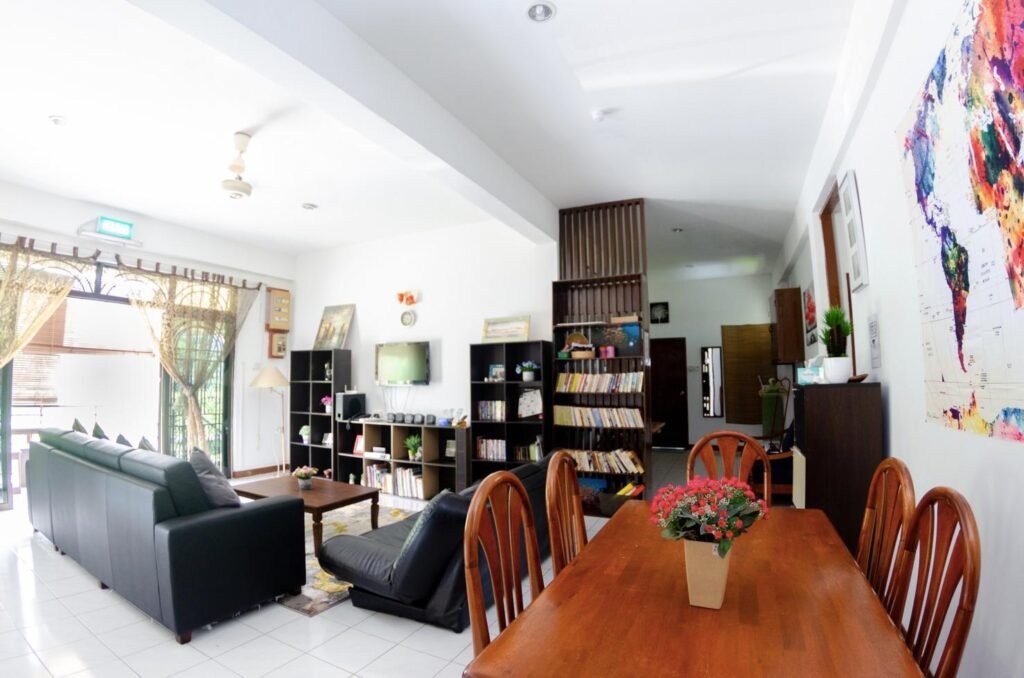 Poni Homestay