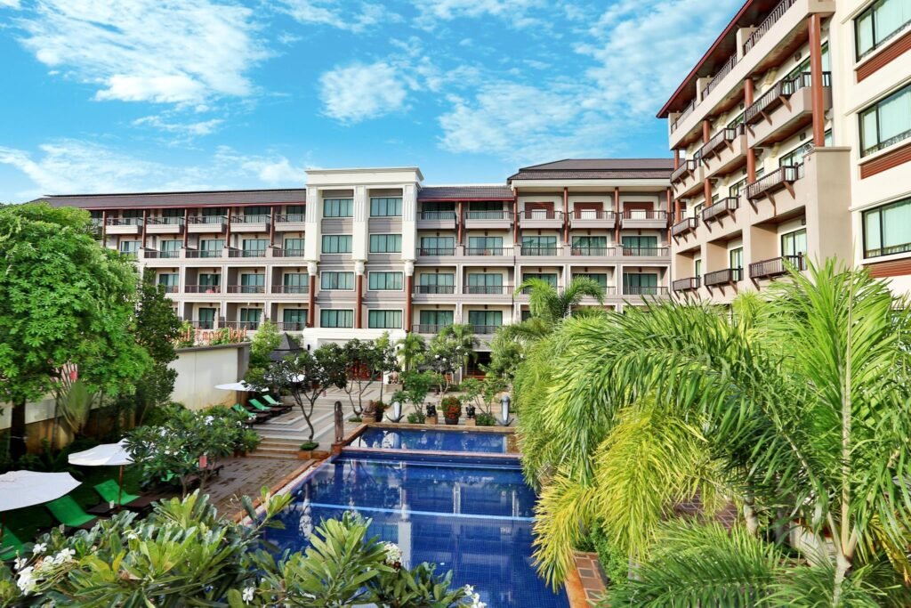 Royal Empire Hotel