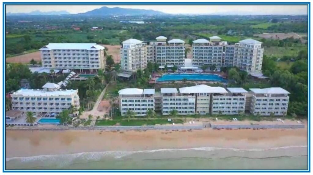 Royal Phala Cliff Beach
