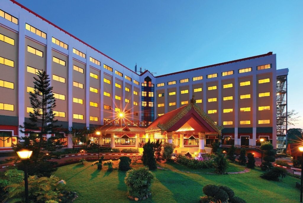 Summit Parkview Hotel