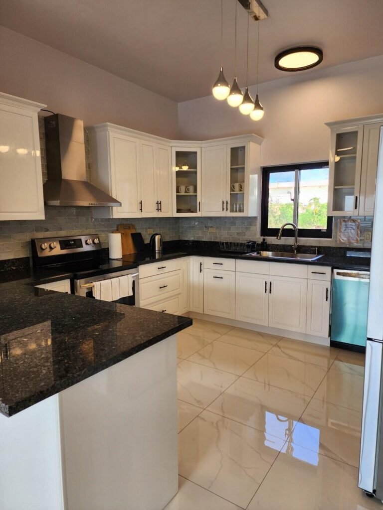 Tamuning Family Residence - Cielo