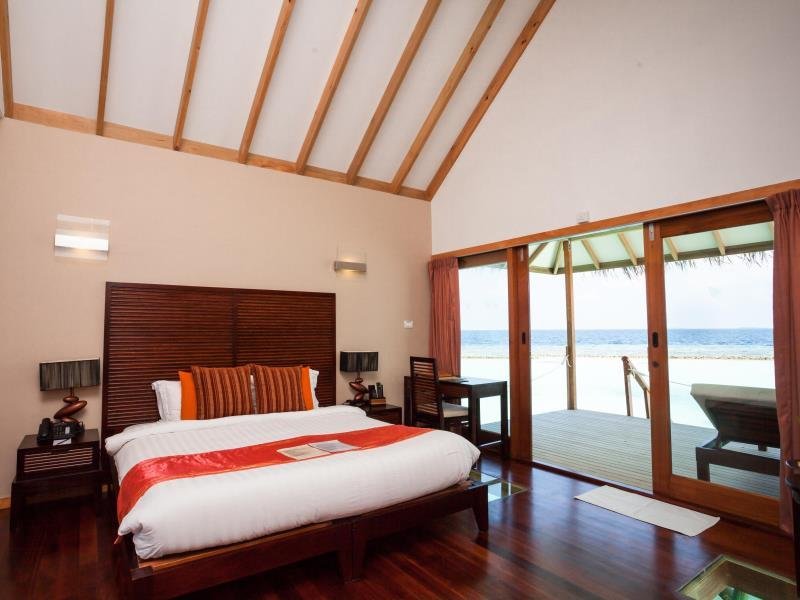 Vakarufalhi Island Resort & Spa
