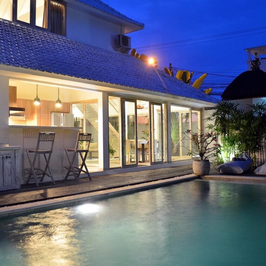 Villa Oberoi 3 bedrooms seminyak