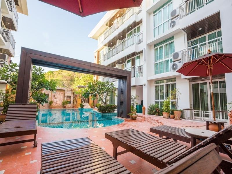 Arisara Place Hotel