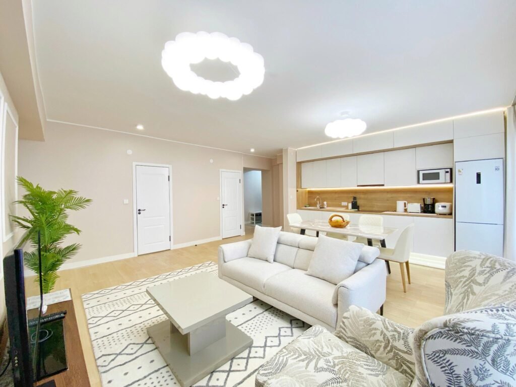 Central 3 BR 105m2 new apartment w airport pickup