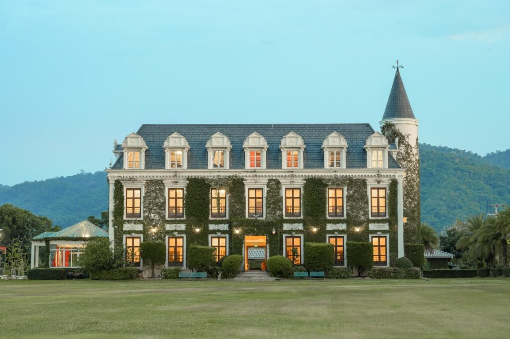 Chateau de Khaoyai Hotel & Resort