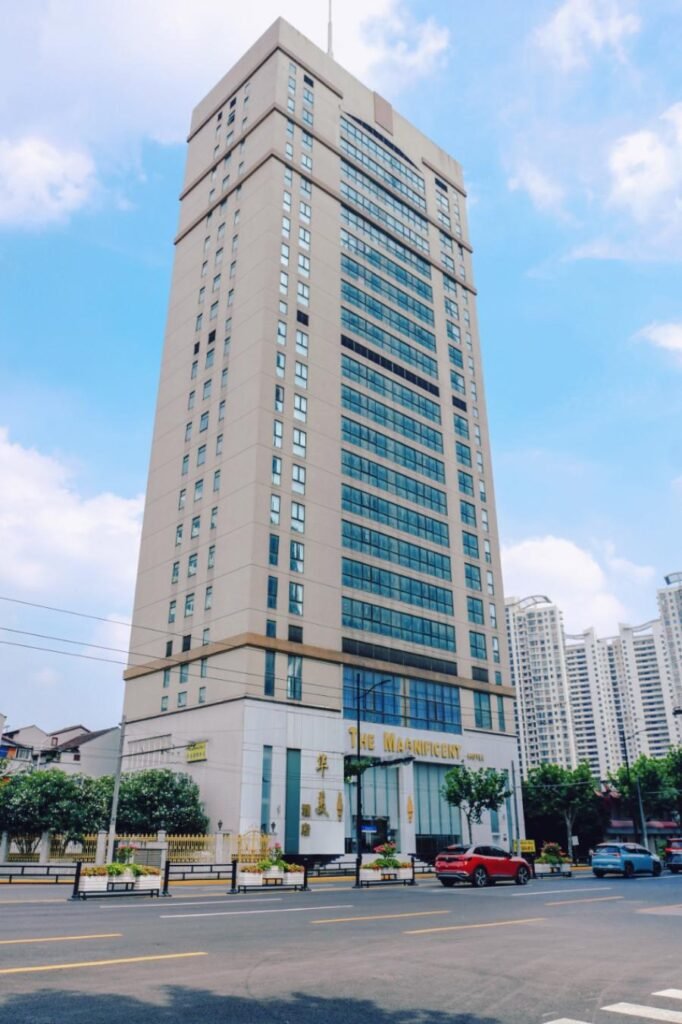 Magnificent International Hotel(Xintiandi People's Square)