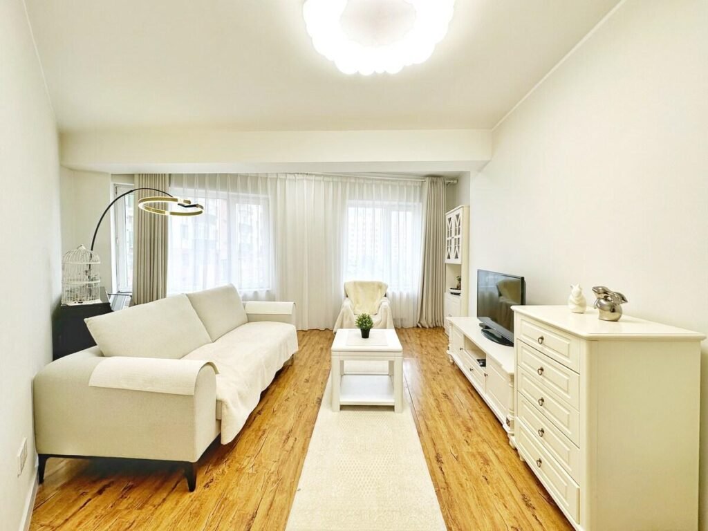 Newly renovated 135m2, 5 rooms with airport pickup