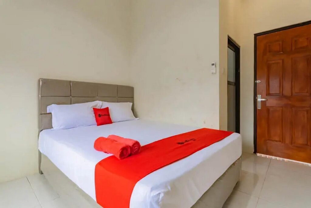RedDoorz near Arka Sepinggan Airport Balikpapan