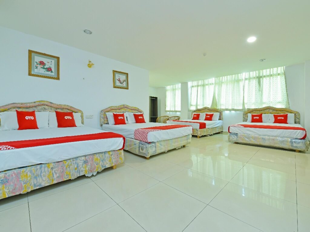 SUPER OYO 90494 Sam Huat Hotel