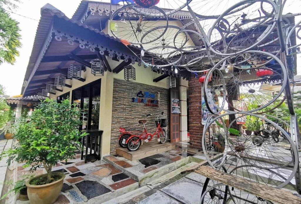 Sabak Awor Resort