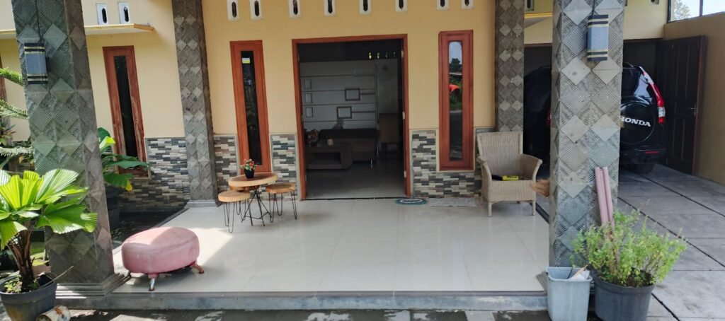 Tepi Sawah Guesthouse
