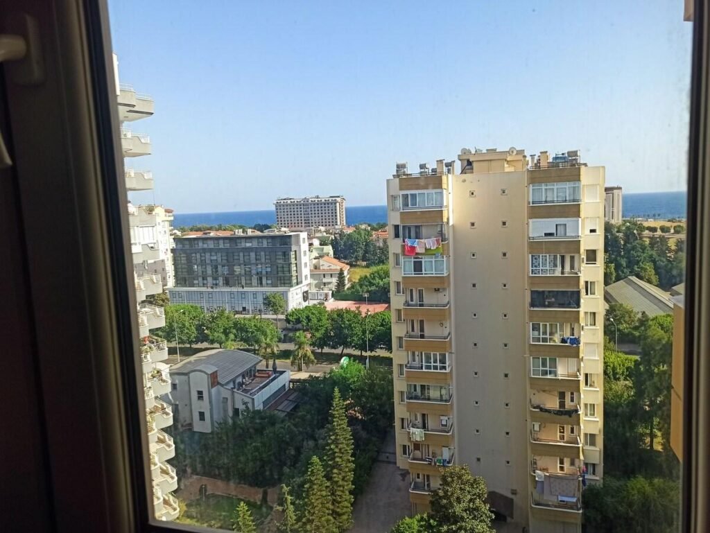 Denize yakın güzel bir site içinde konut, Antalya, Turkey