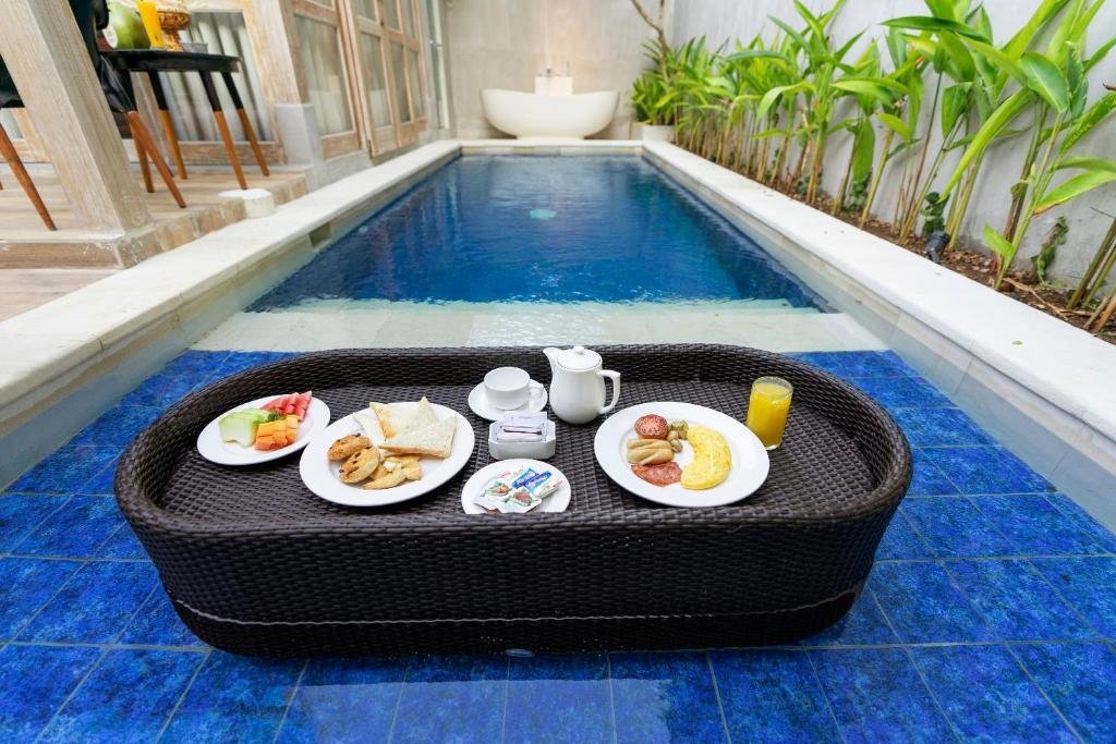 Great 1BR Private Pool Villa near Kuta Beach